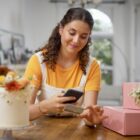 How can digital verification help insurers fight fraud and foster customer trust?