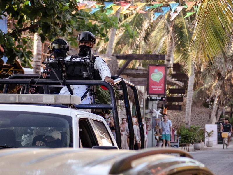 Mexican national guard responding to a drug cartel killing