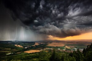 Environmental risks take  backseat on list of business leaders’ concerns — in the short term Image